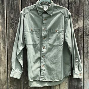 Military green soft vintage Gap shirt